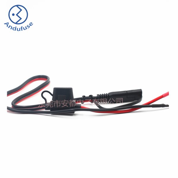 SAE插头电源线带盖